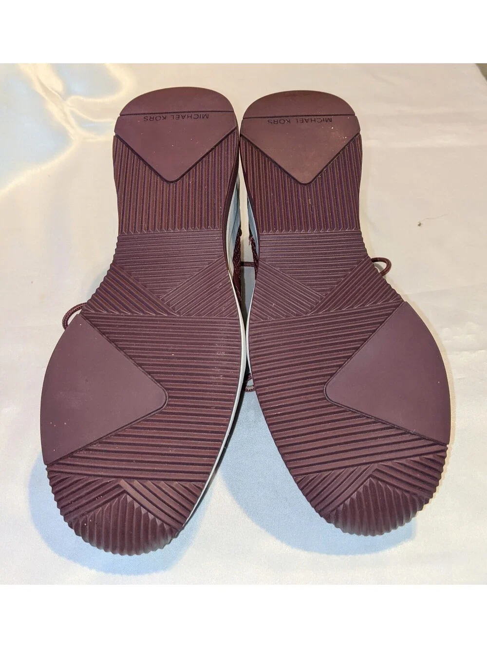 Michael Kors Liv Women's Burgundy Wedge Sneakers Trainers HJ19F Size 7 M EUC